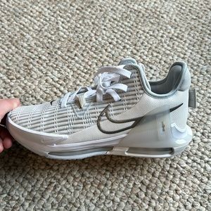 Lebron Witness Vl shoes size 7 men and 8.5 women